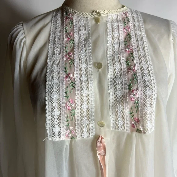 VINTAGE Ivory Peignoir Sheer Puff Sleeve Pink Floral Embroidery Small